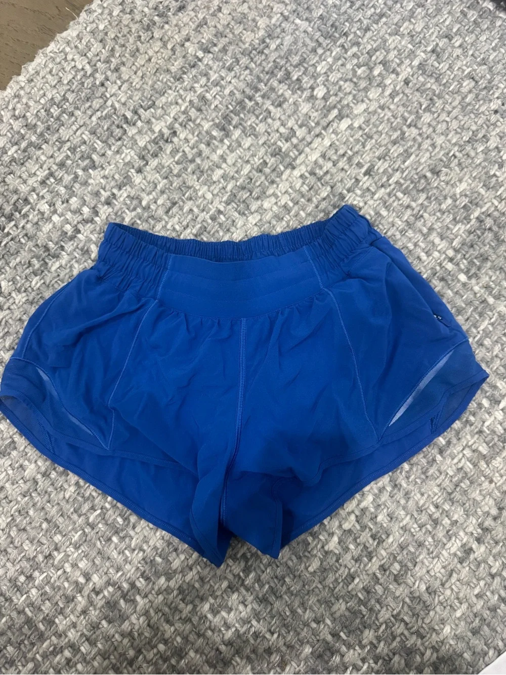Lululemon Hotty Hot LR 2.5” Shorts